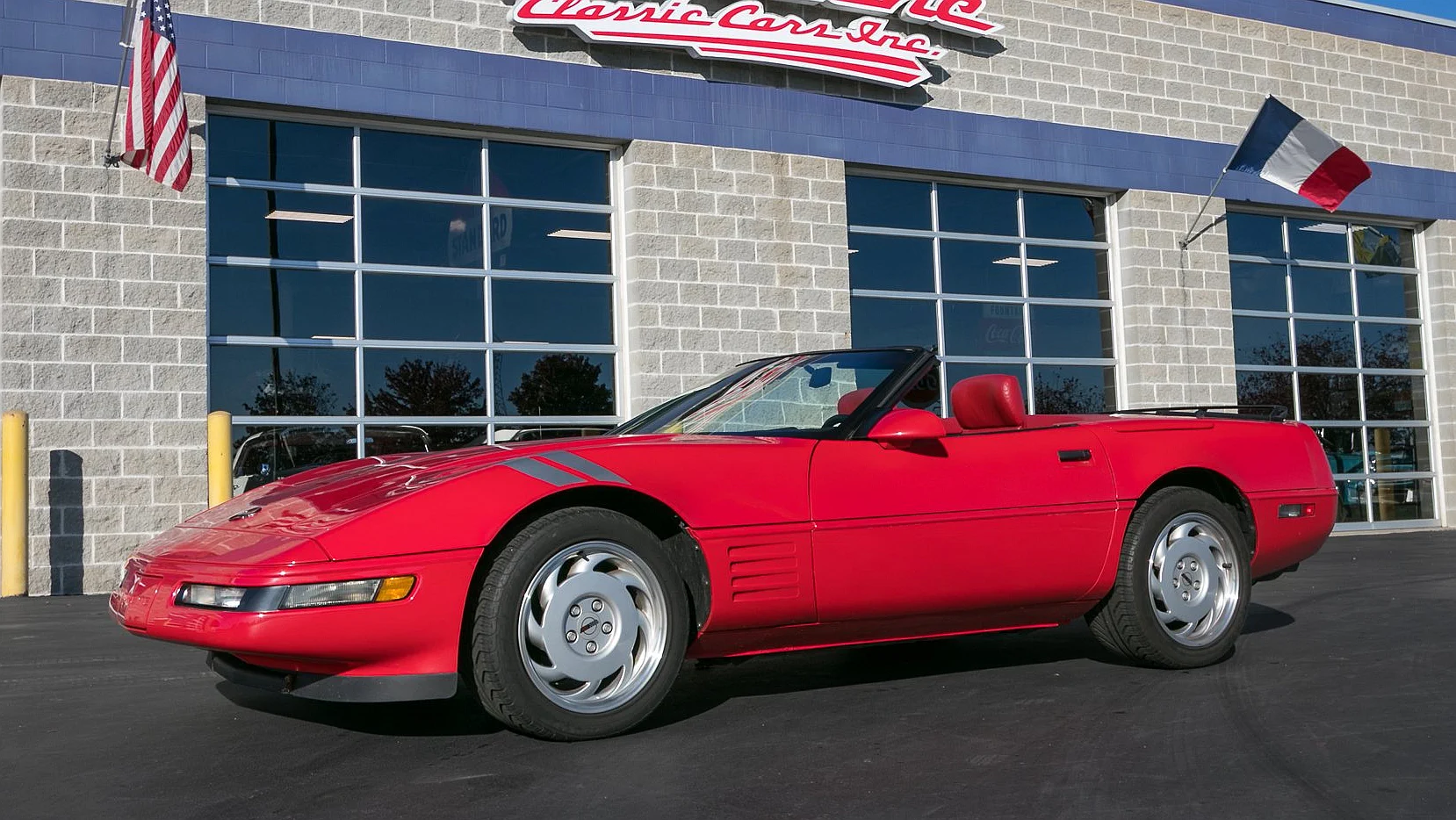 Click to Enlarge-Esc to Close Corvette Generations/C4/C4 1992 Left chevrolet-corvette.webp